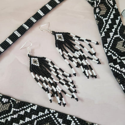 bead jewellery floral beadloom geometric design jewellery partywear jewellery buddha necklace office wear formal wear