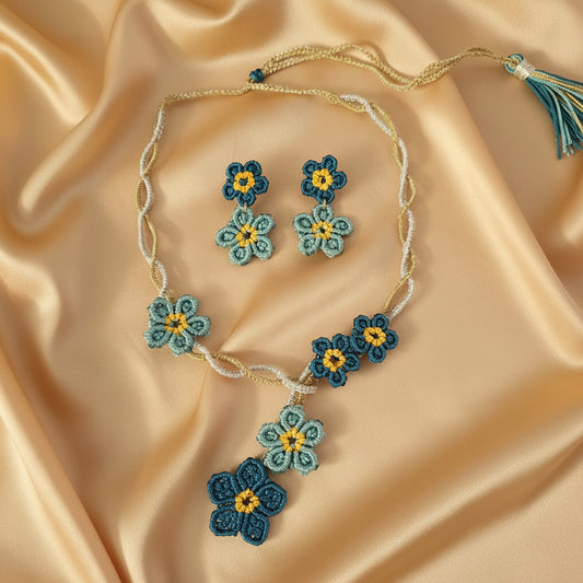 Smrithi macrame necklace set