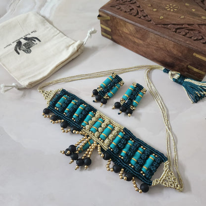 Spanda macrame necklace set