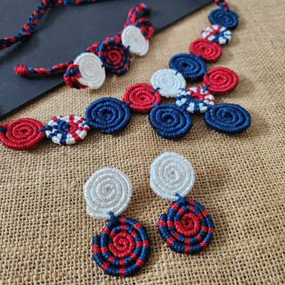 Spiral blue macrame necklace set