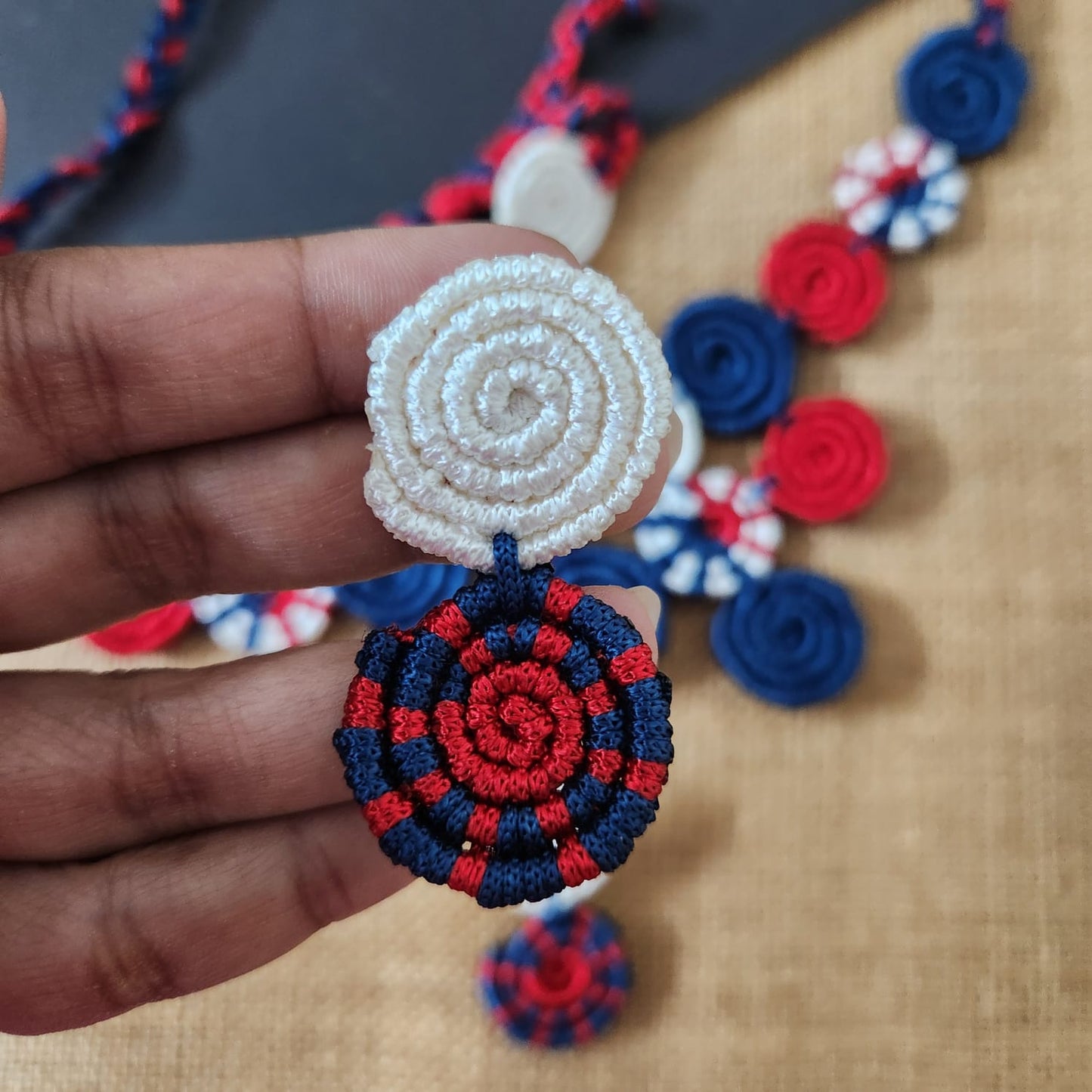 Spiral blue macrame necklace set