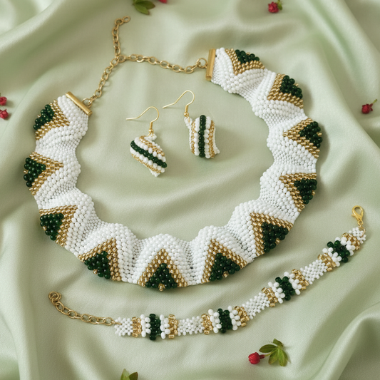 Sragvi green bead necklace set