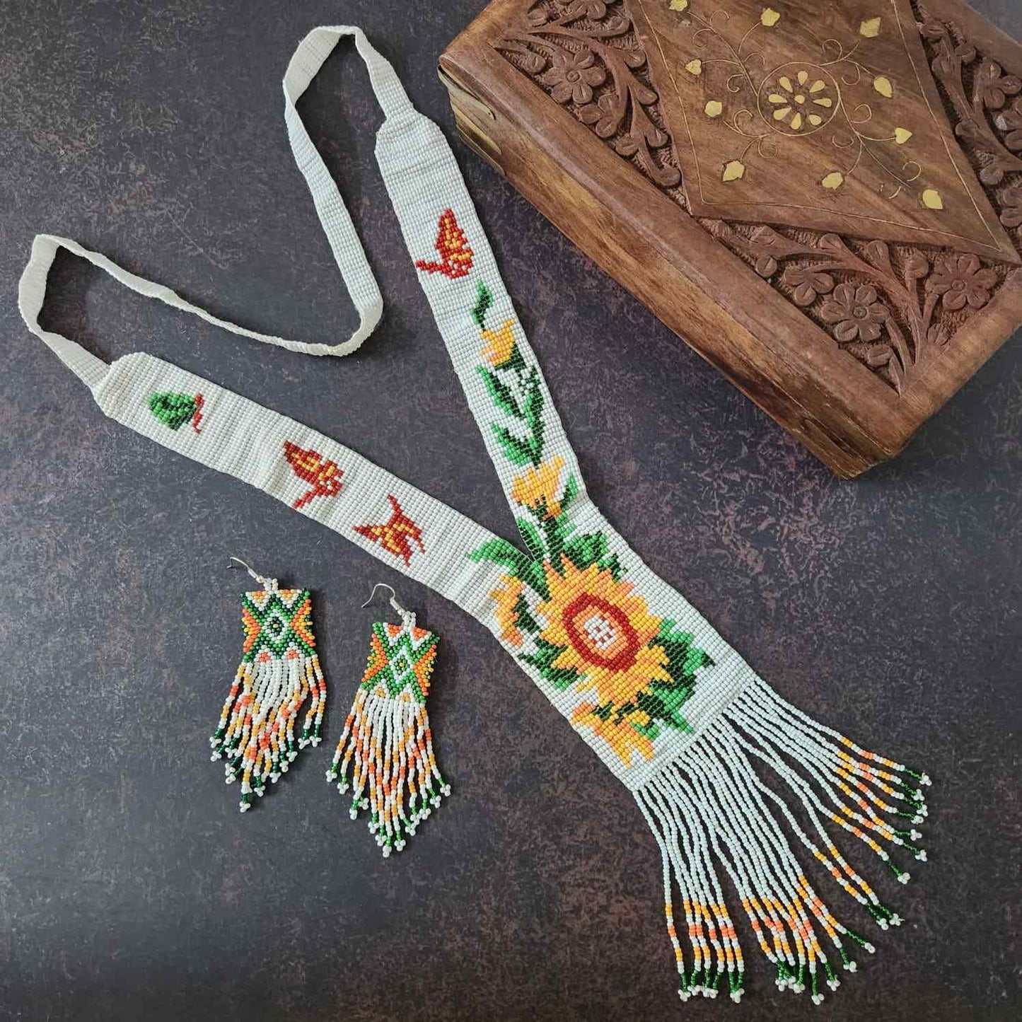 Srinika beadloom necklace set