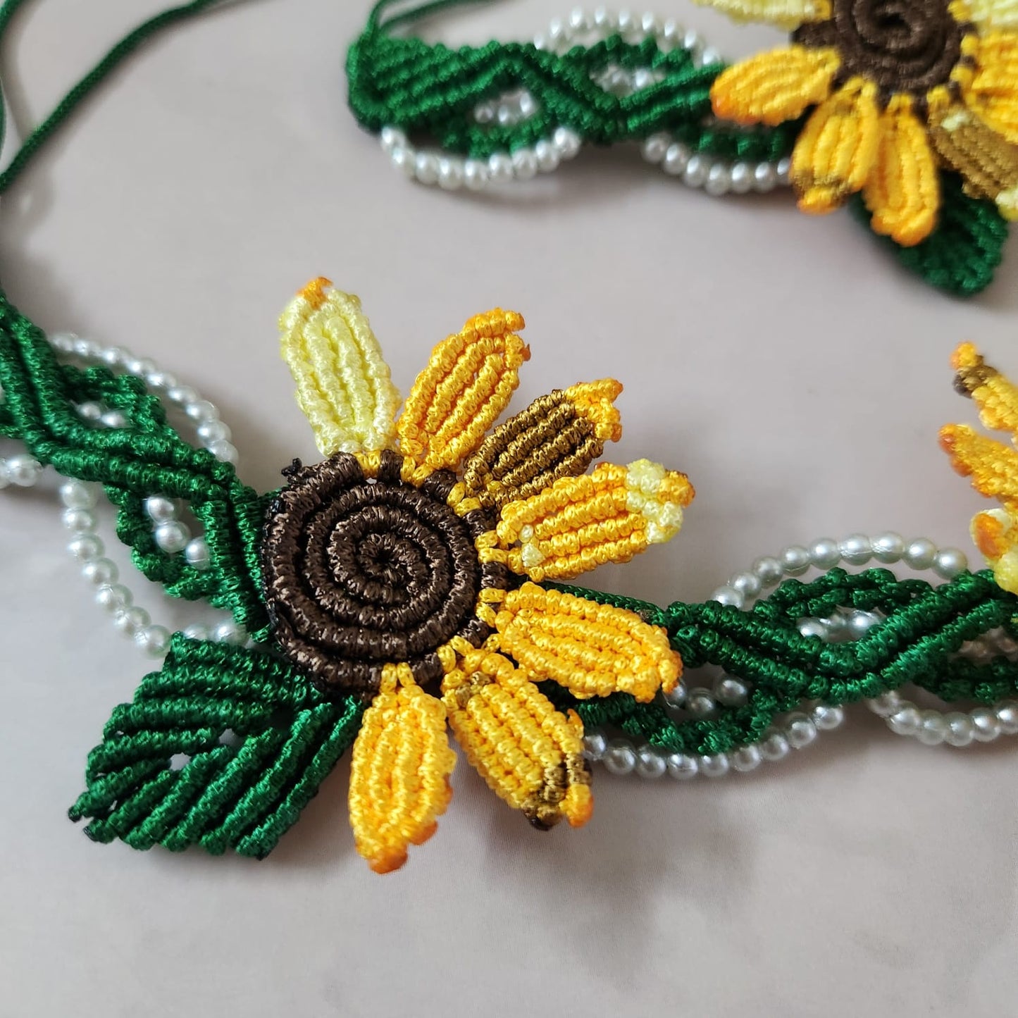 Suryam macrame necklace set