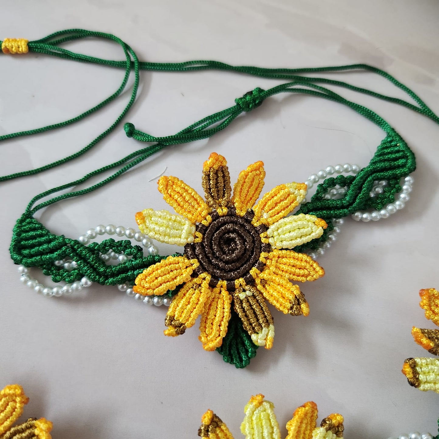 Suryam macrame necklace set