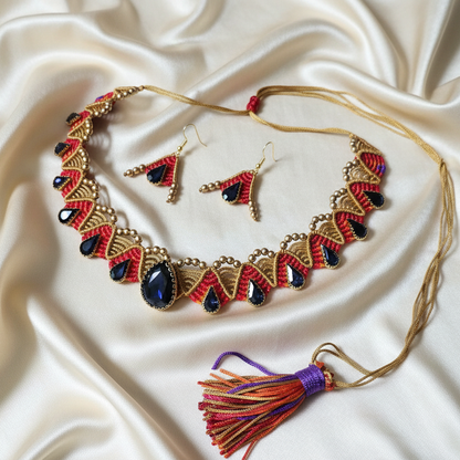 Vahini stone macrame necklace set