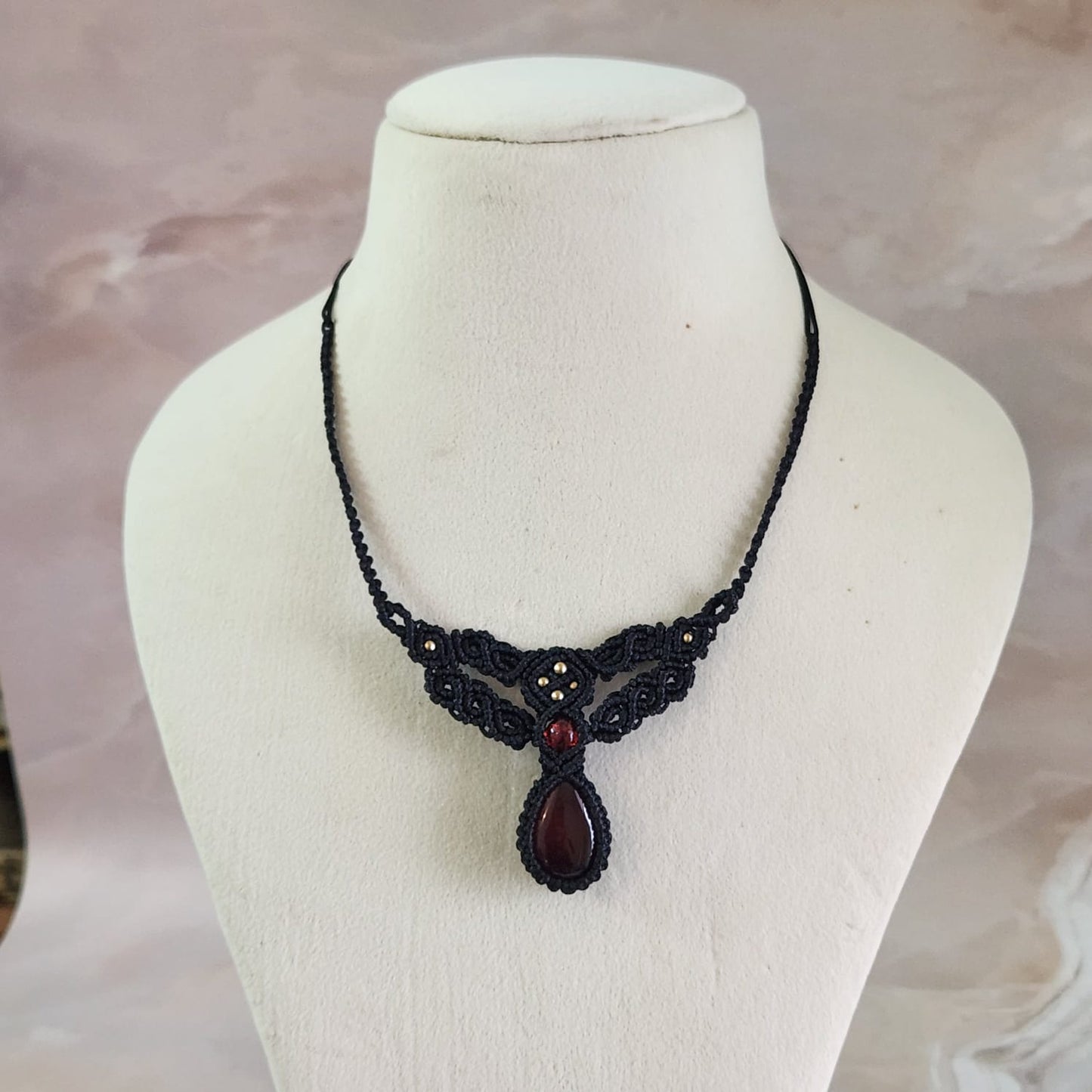 office wear necklace gemstone jewellery delicate statement necklace daily wear jewellery