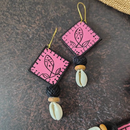 Vyanjana pink fabric necklace set