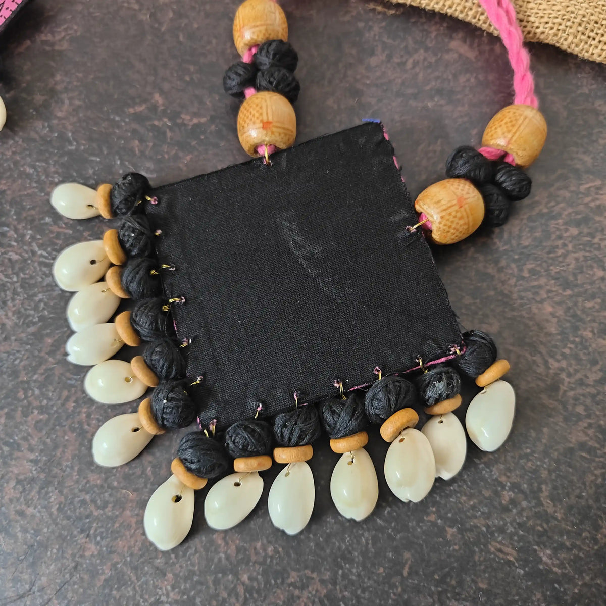 Vyanjana pink fabric necklace set
