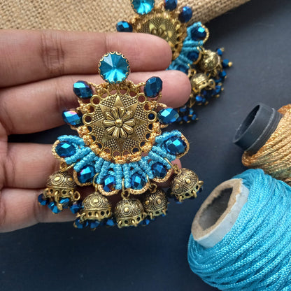 Kanthalata blue macrame necklace set