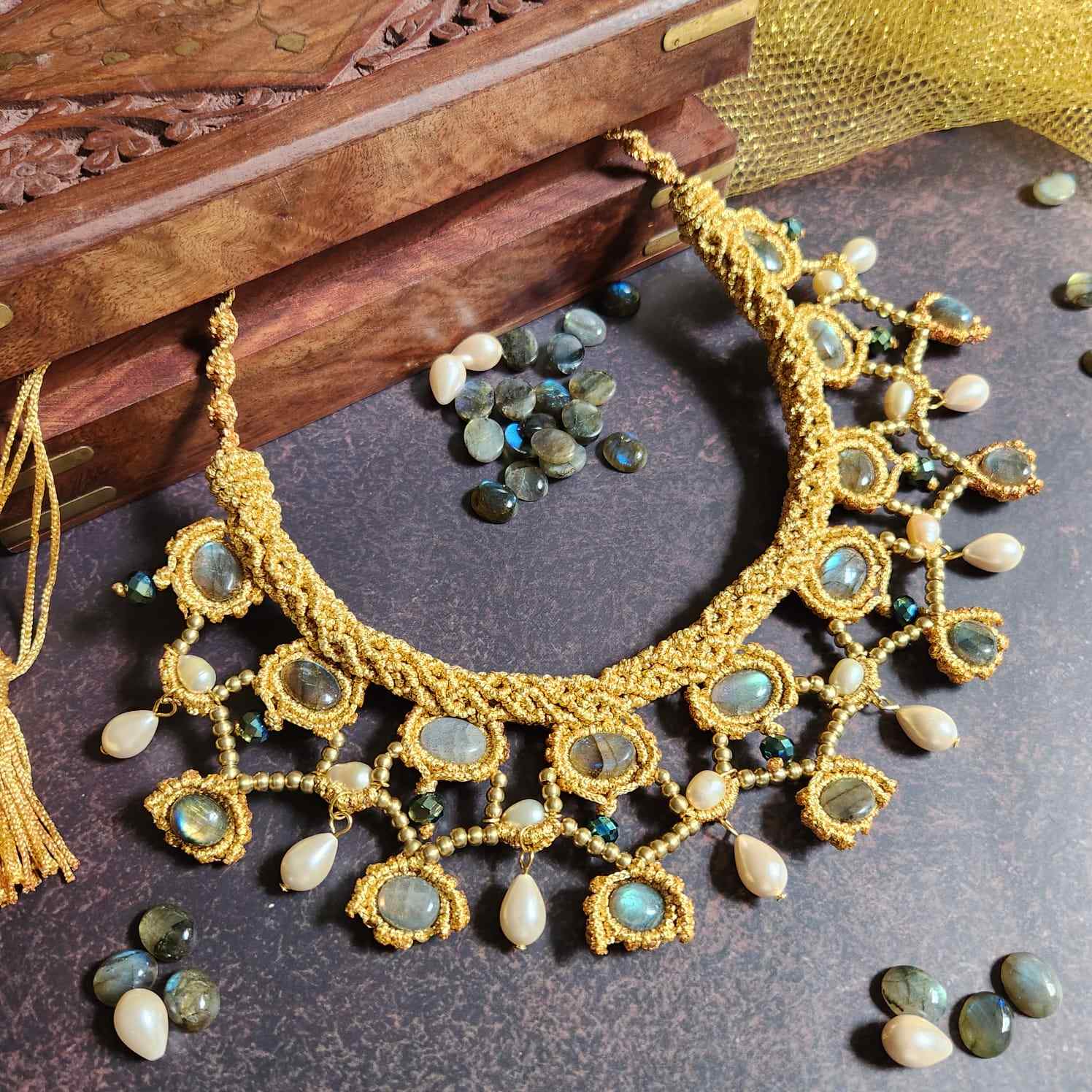 Bridal wear necklace statement necklace wedding jewellery stone jewellery pearl jewellery real metal free party wear gold