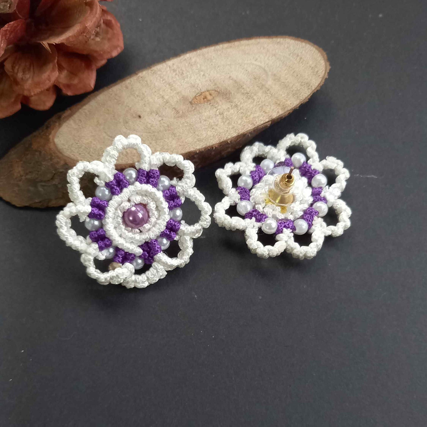 floral scalloped stud earrings for women