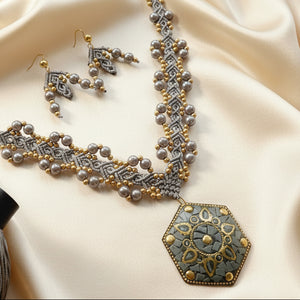 handmade jewellery set handmade necklace handmade earrings stud earrings studs bead jewellery