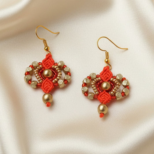 Swarna bead Micro-macramé earrings