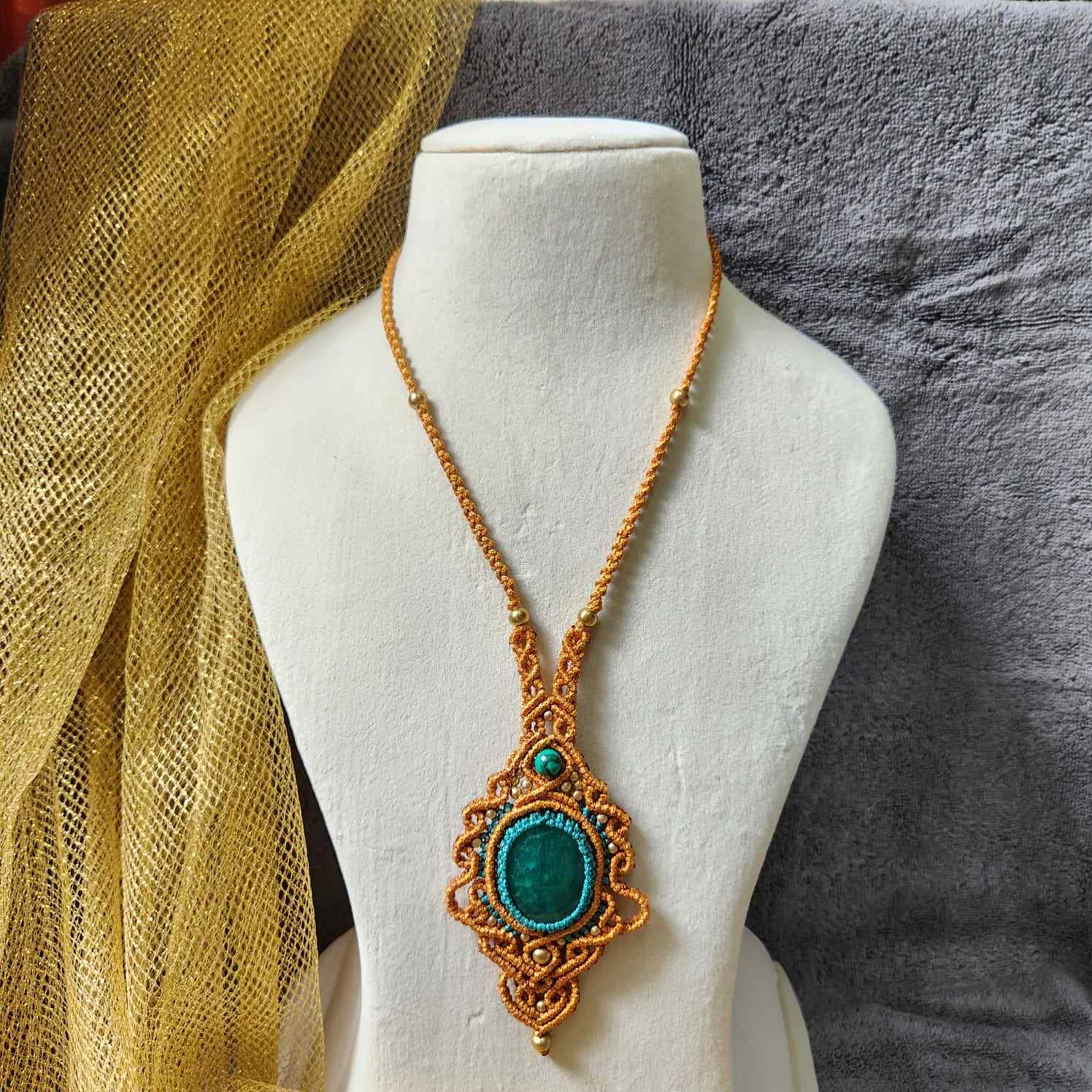 handmade jewellery gift for her wedding stone jewellery handcrafted boho trendy artisanal necklace pendant