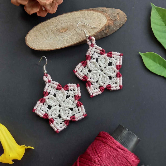 macrame five petalled floral dangler earrings in white and maroon