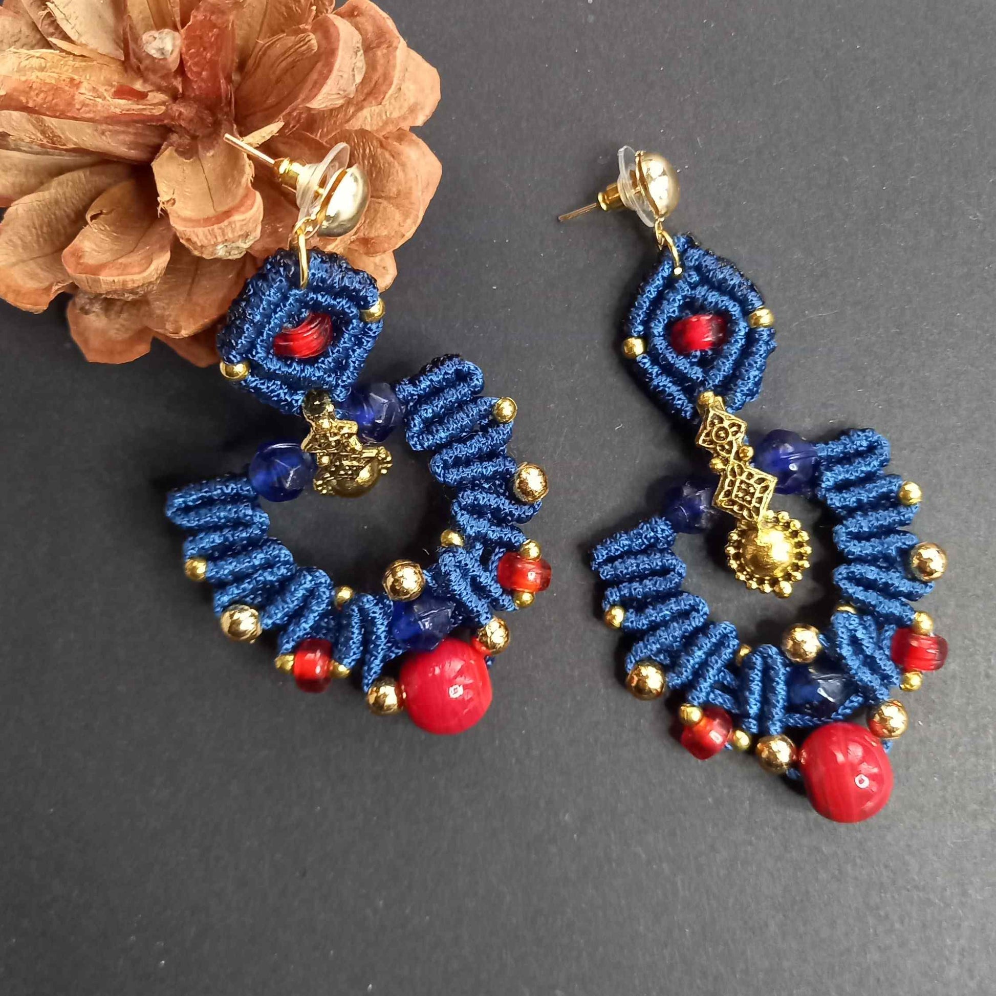 blue and red two layer bead necklace stud earrings set