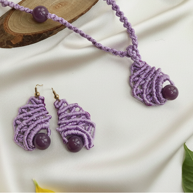 Sugandhi macrame necklace set