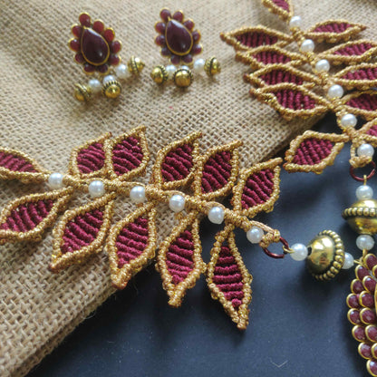 gold necklace leaf necklace set traditional gold necklace set maroon necklace set stud earrings drop pendant oval pendant set