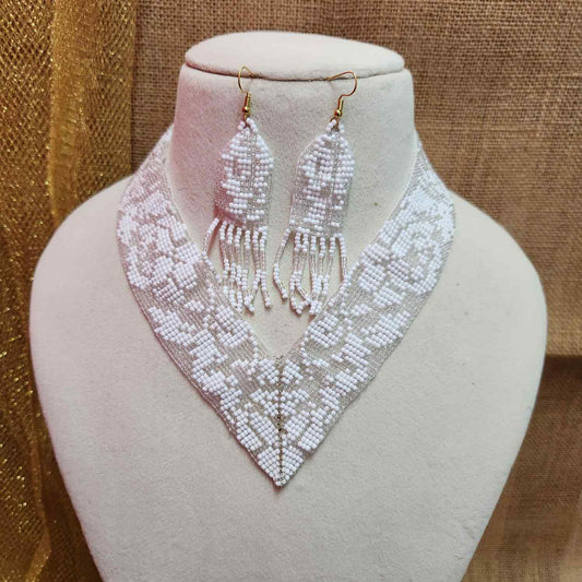 bead jewellery party necklace white jewellery for collar outfits V neck outfits