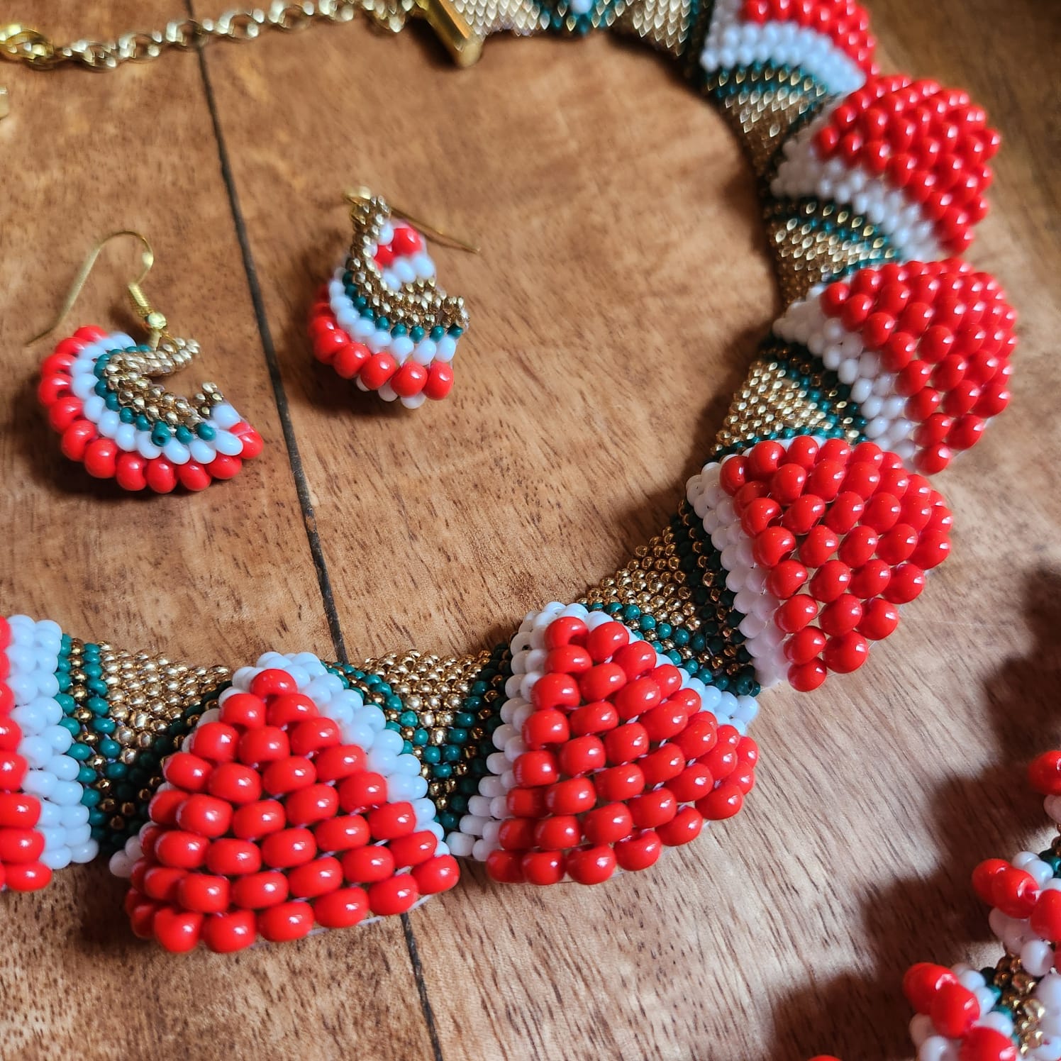 bead jewellery party necklace floral geometric jewellery for collar outfits V neck outfits