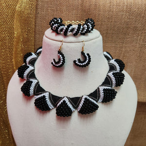 bead jewellery party necklace floral geometric jewellery for collar outfits V neck outfits
