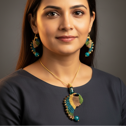 Hamsa teal macrame necklace set