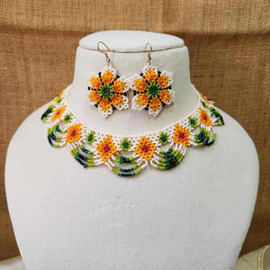floral necklace bead jewellery short necklace scalloped flower motif partywear necklace floral earrings