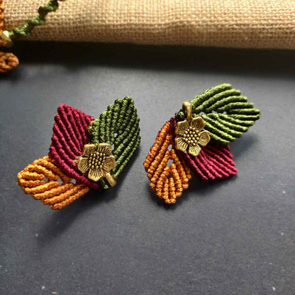 Blue Paathra macrame necklace set