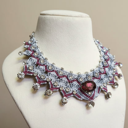 Madira burgundy stone macrame necklace set