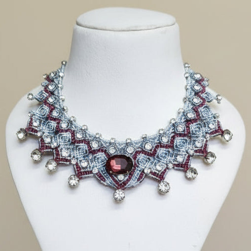 Madira burgundy stone macrame necklace set